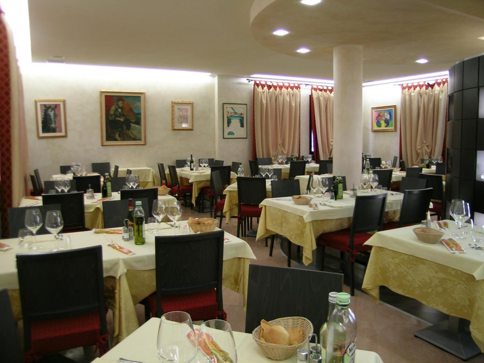 Hotel Da Vito Кампанья-Лупия Экстерьер фото