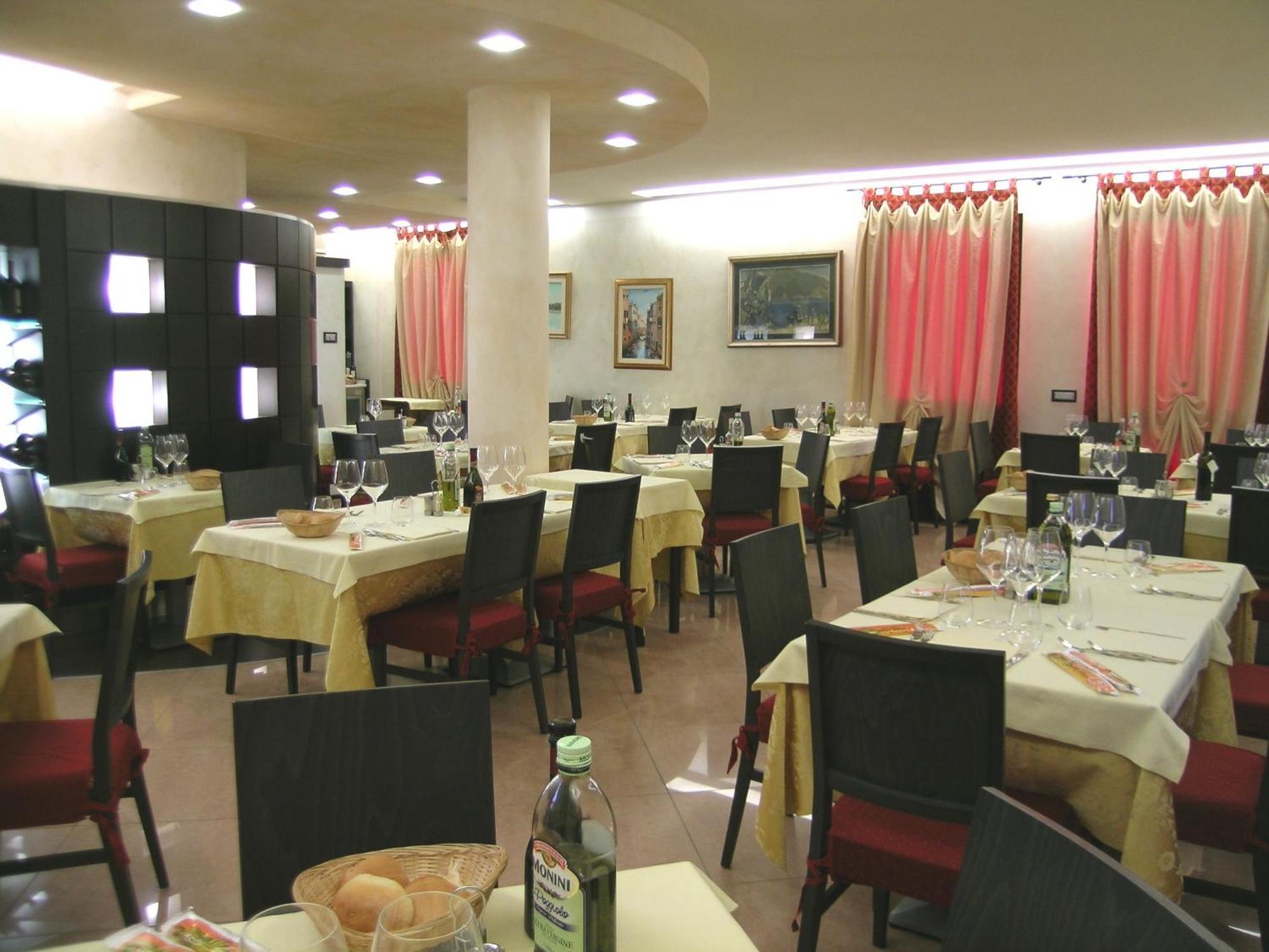 Hotel Da Vito Кампанья-Лупия Экстерьер фото