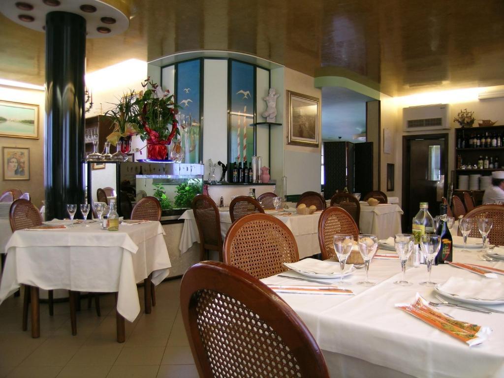 Hotel Da Vito Кампанья-Лупия Экстерьер фото